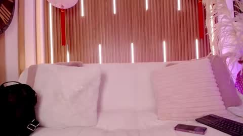 Myla  online show from February 6, 6:07 am