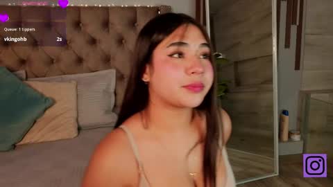Snapshot of mylarossi chatting on June 3, 9:20 pm Rossi online show from June 3, 9:20 pm