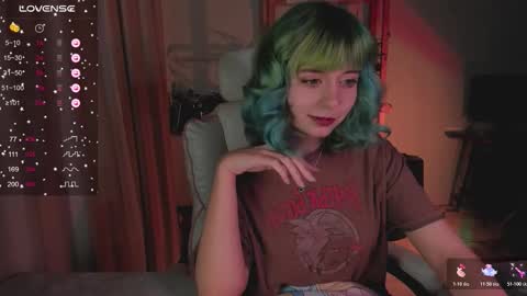 MylaFlores online show from March 14, 11:54 pm