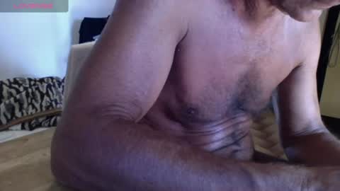 Snapshot of mynakedbeach chatting on July 9, 6:06 am Bi sexy guy lovense hush is on private is open or password show tip if you like. online show from July 9, 6:06 am