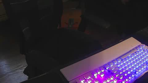 Snapshot of myrares chatting on April 3, 11:03 pm myrares online show from April 3, 11:03 pm