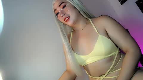 kimmy online show from June 7, 2:27 am
