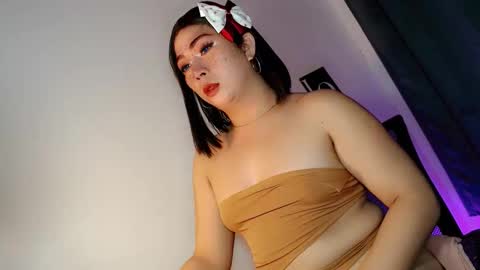 kimmy online show from June 11, 2:22 am