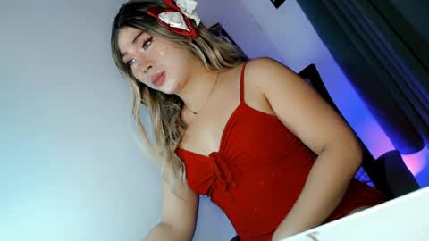 kimmy online show from June 22, 2:13 am