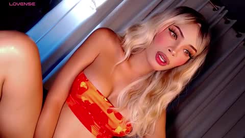 Olivia online show from February 14, 5:30 am