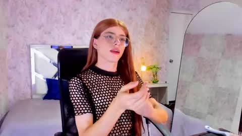 Snapshot of mysterius_boy chatting on November 4, 9:14 pm Marcus online show from November 4, 9:14 pm