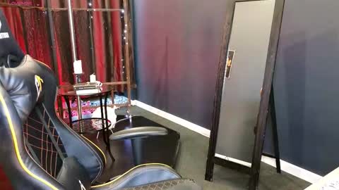 mystery_mary online show from November 5, 10:48 am