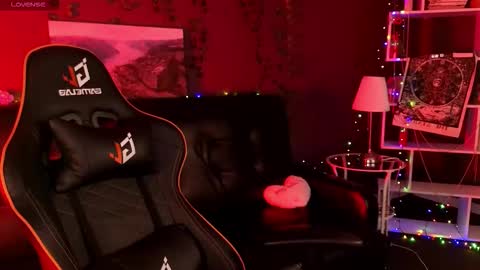 mystery_mary online show from December 3, 11:52 am