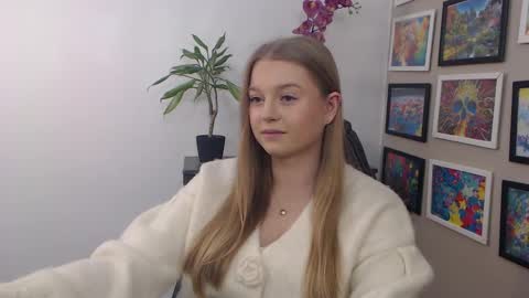 Erica online show from January 31, 11:56 am