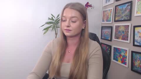 Erica online show from February 4, 10:54 am