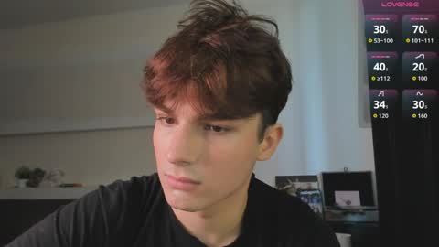 Snapshot of mystic_evan chatting on June 4, 4:24 pm Evan Brown online show from June 4, 4:24 pm