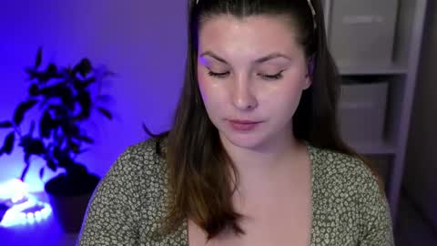 Snapshot of mysticalart chatting on February 5, 11:20 pm Eve online show from February 5, 11:20 pm