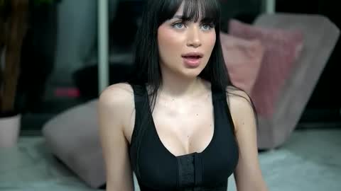 mysticlayla online show from March 10, 4:06 am