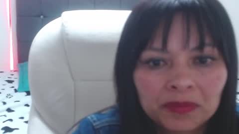 Snapshot of mysticmature chatting on January 19, 5:26 am Mystic online show from January 19, 5:26 am