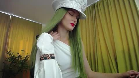 mysticvenus_ online show from October 12, 7:51 am