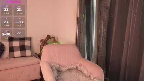 Snapshot of mysticxkitty chatting on January 6, 2:03 pm Kamile Get to know me better Subscribe to my OnlyFans Mysticxkitty online show from January 6, 2:03 pm