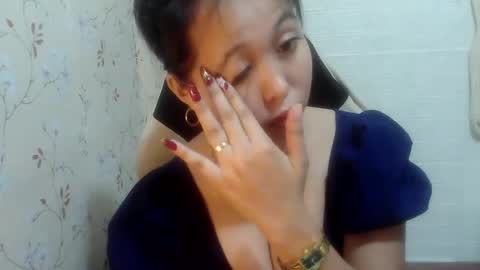 Jelly girl online show from May 13, 1:30 pm