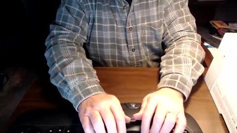 Snapshot of mytimeyourtimeourtime chatting on December 14, 8:57 pm ItsTime online show from December 14, 8:57 pm