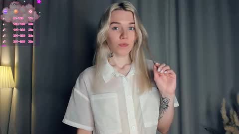 Olivia or just olive online show from October 31, 7:48 pm