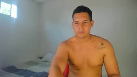 Snapshot of mz_david chatting on October 5, 3:21 pm mz_david online show from October 5, 3:21 pm