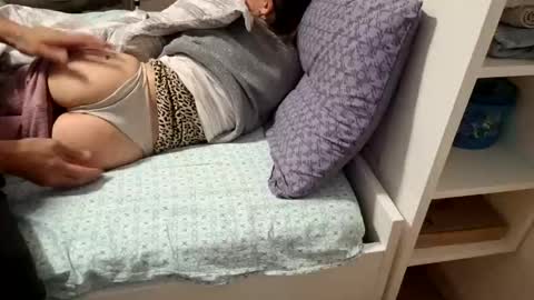 Snapshot of n55em chatting on November 5, 6:52 pm n55emo online show from November 5, 6:52 pm