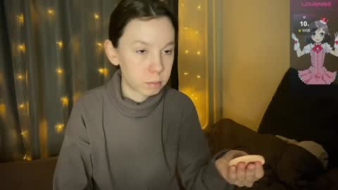 Snapshot of na_prikole_ chatting on January 27, 6:41 pm Vanessa and Julia  online show from January 27, 6:41 pm