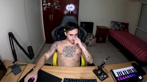 Snapshot of naaapu chatting on March 10, 2:39 am naaapu online show from March 10, 2:39 am