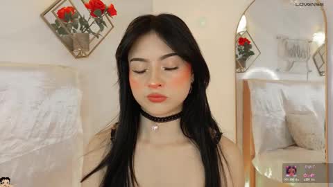 naamah_b online show from February 25, 2:05 pm