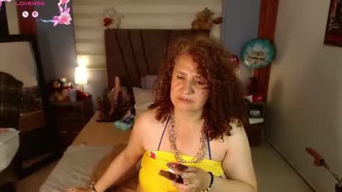 nadia_84 online show from June 18, 1:28 am