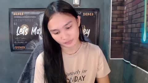 nadiestar online show from April 30, 11:09 pm
