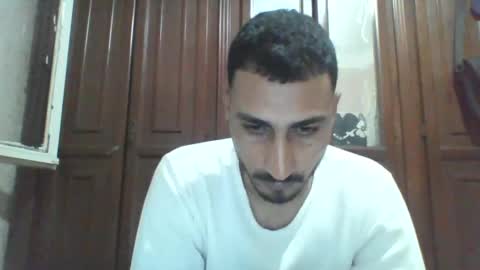 V online show from January 11, 2:04 pm