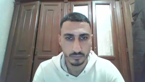 V online show from February 15, 11:39 am