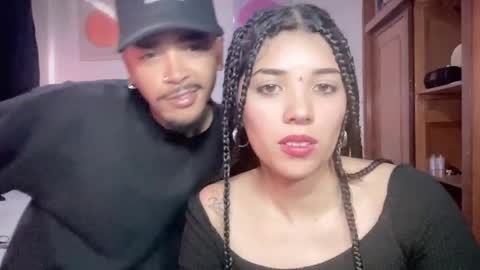 naduu__xx online show from January 7, 9:03 pm