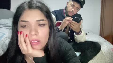 naduu__xx online show from February 28, 11:23 pm