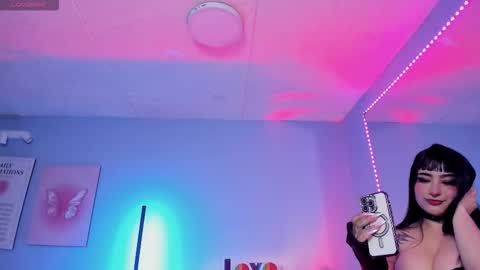 Snapshot of naeniademon_ chatting on February 28, 3:51 am Naenia online show from February 28, 3:51 am