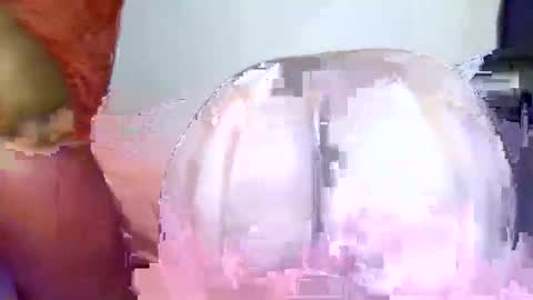 nafertiti online show from November 7, 10:04 am