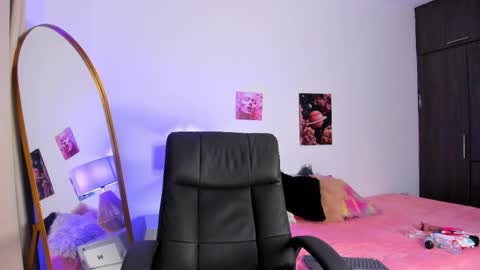nahiara_santana online show from April 29, 3:10 am