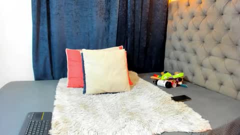 nahirobyy ebonyy online show from February 11, 6:24 pm