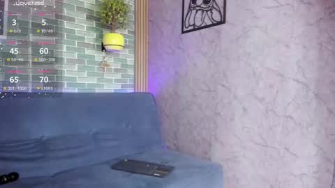 Snapshot of nahlaghaada chatting on October 24, 10:06 pm Nahla online show from October 24, 10:06 pm