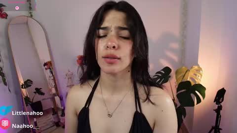 Snapshot of naho_4269 chatting on October 25, 11:29 am Naho  Sigueme en mis Redes Sociales Follow me on my social networks online show from October 25, 11:29 am