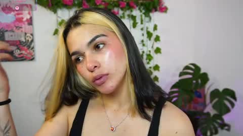 Naho  Sigueme en mis Redes Sociales Follow me on my social networks online show from May 4, 1:01 am