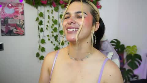 Naho  Sigueme en mis Redes Sociales Follow me on my social networks online show from May 12, 12:19 am