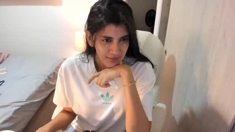 Snapshot of nahomi2021 chatting on September 20, 3:57 pm independent model online show from September 20, 3:57 pm