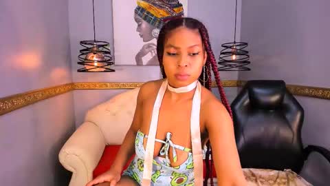 Snapshot of nahomi_tyler chatting on October 28, 1:31 am Nahomy online show from October 28, 1:31 am