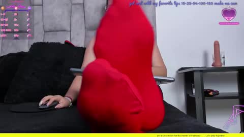 Snapshot of nahomiblakee chatting on February 22, 5:44 am Nahomi Carol online show from February 22, 5:44 am