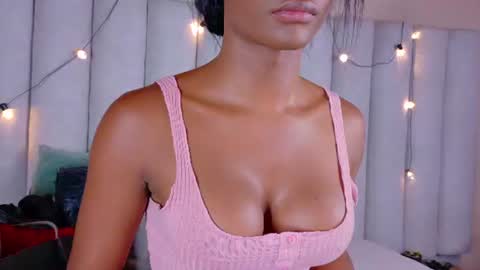  VICTORIA  online show from July 3, 8:04 pm