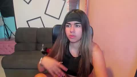 NahomiConnorr online show from December 17, 12:55 pm