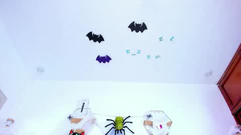 Snapshot of nahomygrey_ chatting on October 14, 8:09 pm Nahomy online show from October 14, 8:09 pm