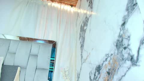 Naia x online show from April 27, 12:03 pm