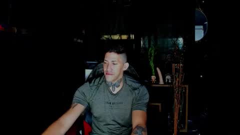 naider_1 online show from March 14, 5:02 am